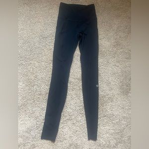 Navy blue lululemon leggings with pockets size 0